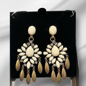 Elegant Cream and Gold Dangle Earrings